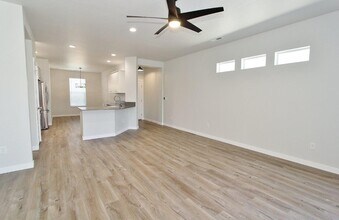 6752 W Plateau Crk Dr in Meridian, ID - Building Photo - Building Photo