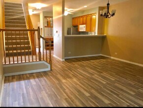 3009 Kentshire Cir in Naperville, IL - Building Photo - Building Photo