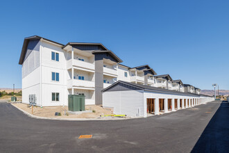 Gateway Apartments in East Wenatchee, WA - Foto de edificio - Building Photo