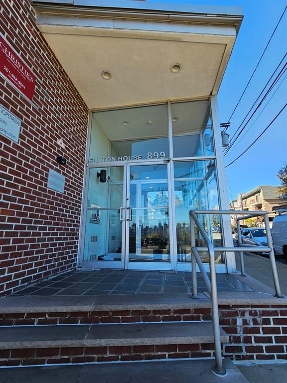 899 JFK Blvd E in Weehawken, NJ - Building Photo - Building Photo