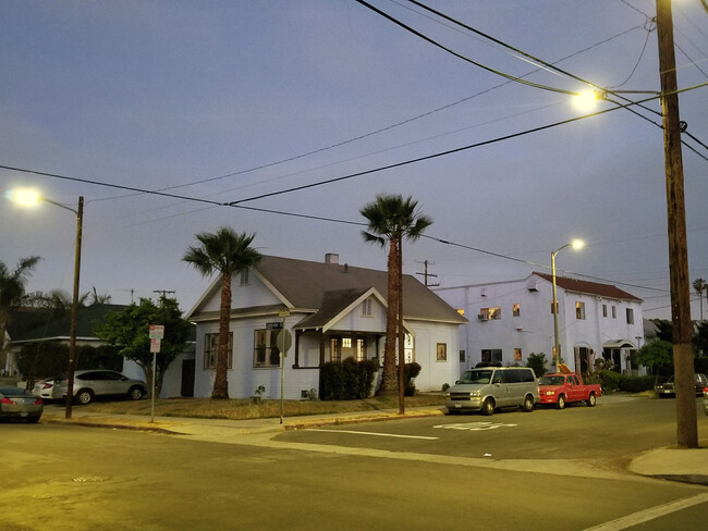 1500-1560 S Ardmore Ave in Los Angeles, CA - Building Photo - Building Photo