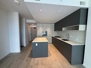 6808 Minoru Blvd in Richmond, BC - Building Photo - Building Photo