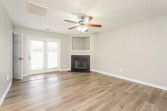 1921 Wheatfield Ct in Greensboro, NC - Building Photo - Building Photo