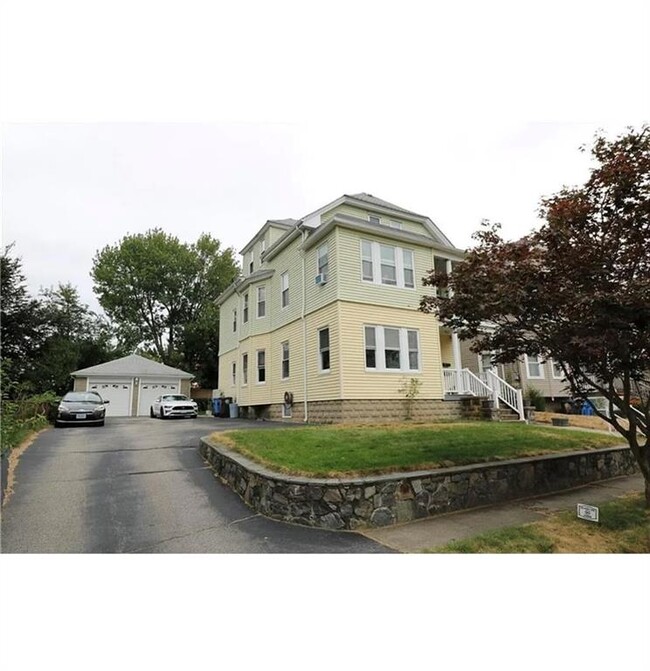 property at 113 Bartlett Ave