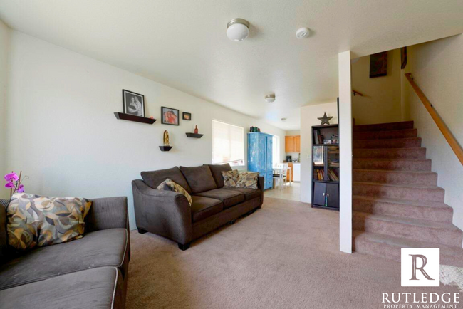 property at 3250 Library Ave