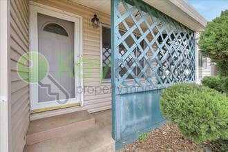 4837 Jela Way in North Highlands, CA - Building Photo - Building Photo