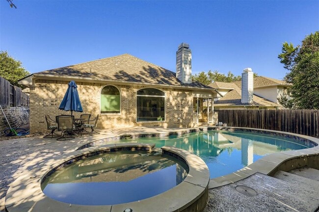 3135 Burks Ln in Austin, TX - Building Photo - Building Photo