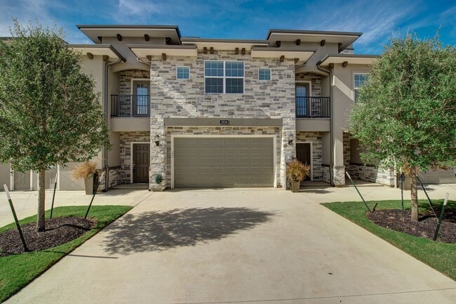 3417 Papa Bear Dr in College Station, TX - Building Photo - Building Photo