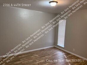 2706 44th St in Lubbock, TX - Building Photo - Building Photo