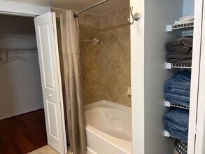 600 S Dixie Hwy, Unit 522 in West Palm Beach, FL - Building Photo - Building Photo