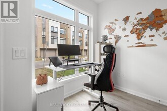68 Cherry Blossom Private in Ottawa, ON - Building Photo - Building Photo
