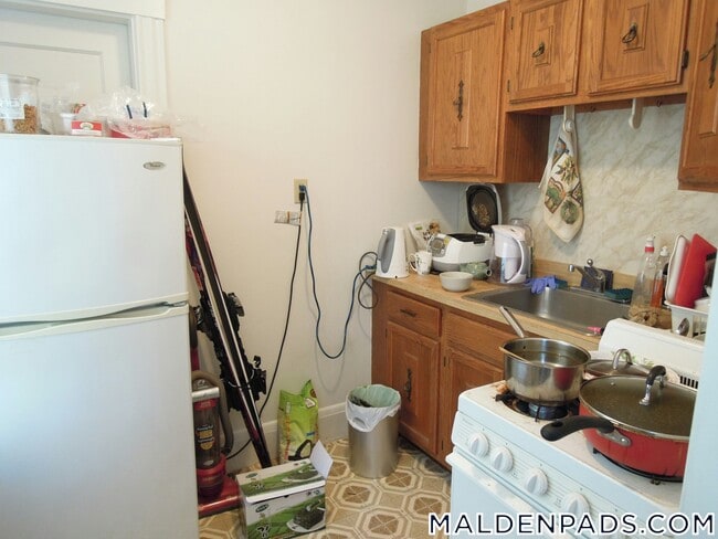 349 Pleasant St