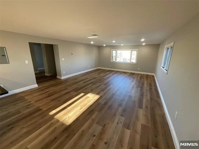 200 Forest Ave, Unit 2