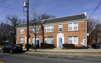 3500-3504 Ely Pl SE in Washington, DC - Foto de edificio - Building Photo