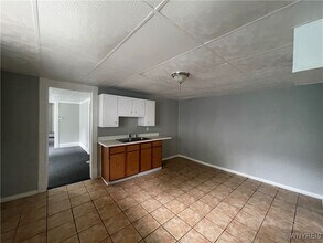 200 Mackinaw St in Buffalo, NY - Building Photo - Building Photo