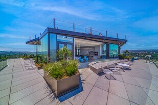 6401 Wilshire Blvd in Los Angeles, CA - Building Photo