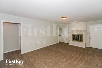 4100 Lacewood Dr in Memphis, TN - Building Photo - Building Photo