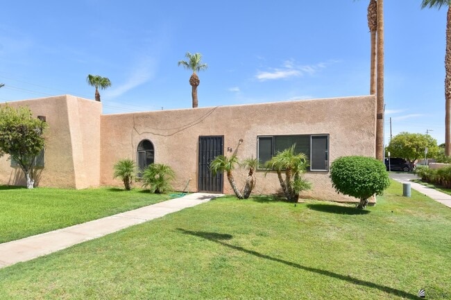 2490 W Yowell Ct in Yuma, AZ - Building Photo - Building Photo