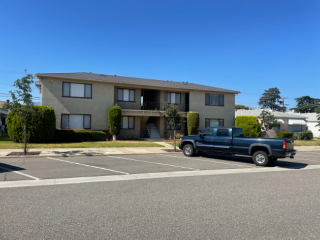 211 W Fairview Ave, Unit Duplicate of C