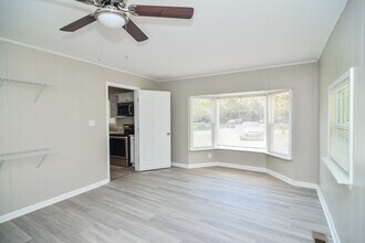 2208 Sharon St NW in Huntsville, AL - Building Photo - Building Photo