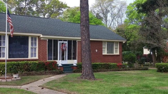 property at 9 Calhoun Rd