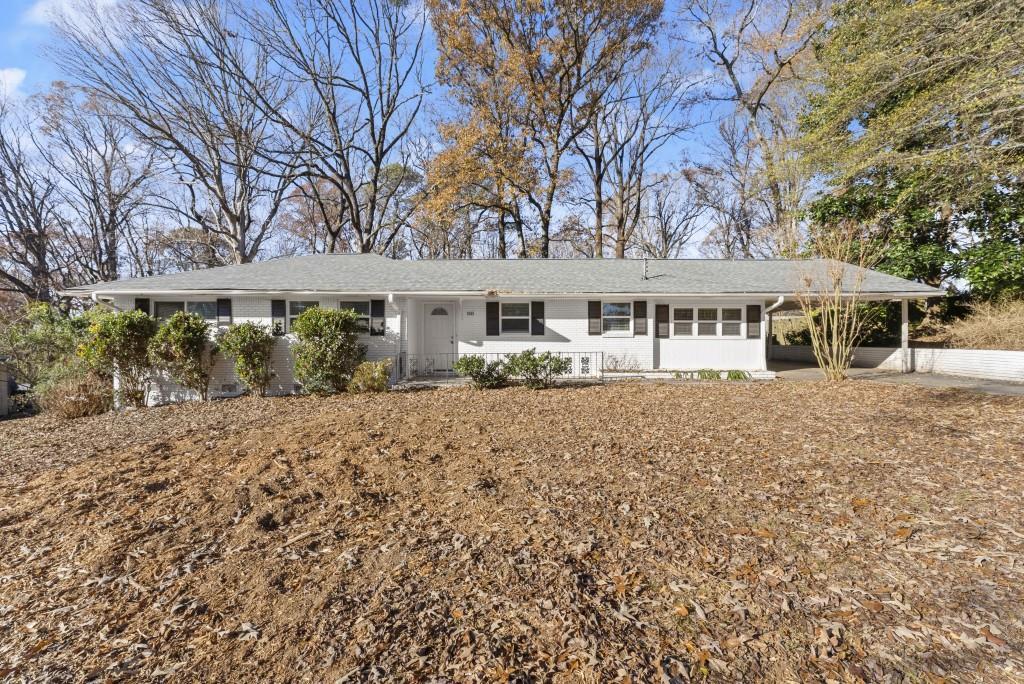 2352 Elmwood Cir SE in Atlanta, GA - Building Photo