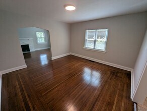 1762 Catalina Ave in Cincinnati, OH - Building Photo - Building Photo