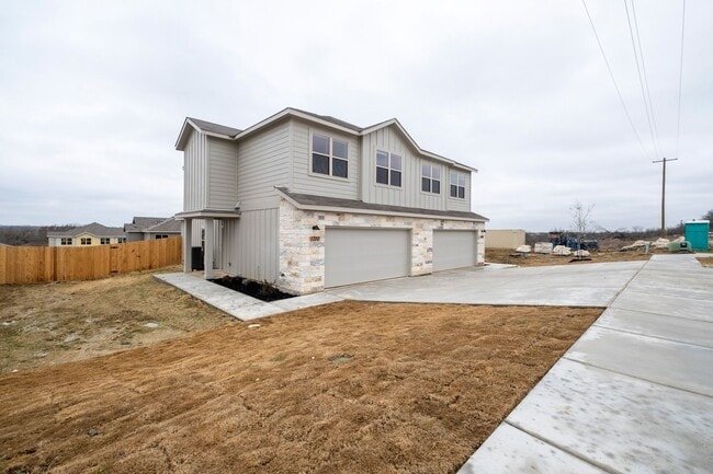 1203 Garland Rd