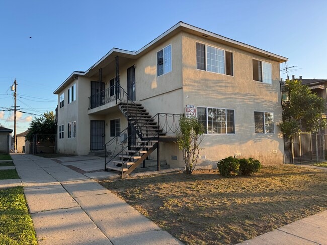 1942 W Imperial Hwy, Unit Apartment for rent in Los Angeles, CA - Building Photo - Building Photo