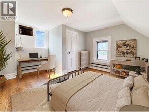 112 West Avenue N in Hamilton, ON - Building Photo - Building Photo