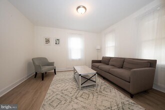 717 Miller St in Bryn Mawr, PA - Building Photo - Building Photo