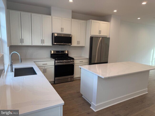 3509 Margaret Jones Pl in Rockville, MD - Building Photo - Building Photo