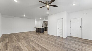 785 S Rupple Rd in Fayetteville, AR - Building Photo - Building Photo