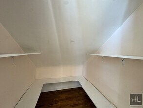Newly Renovated 2 bedroom apartment spanni in Bronx, NY - Building Photo - Building Photo
