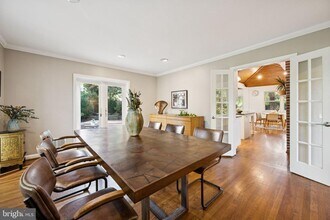 6 Spring Hill Ct in Chevy Chase, MD - Building Photo - Building Photo