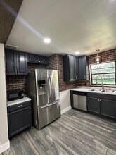 429 Ventura Ave in Orlando, FL - Foto de edificio - Building Photo