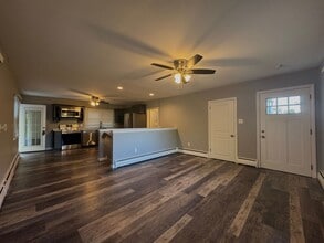 4038 Robert Rd in Emmaus, PA - Building Photo - Building Photo