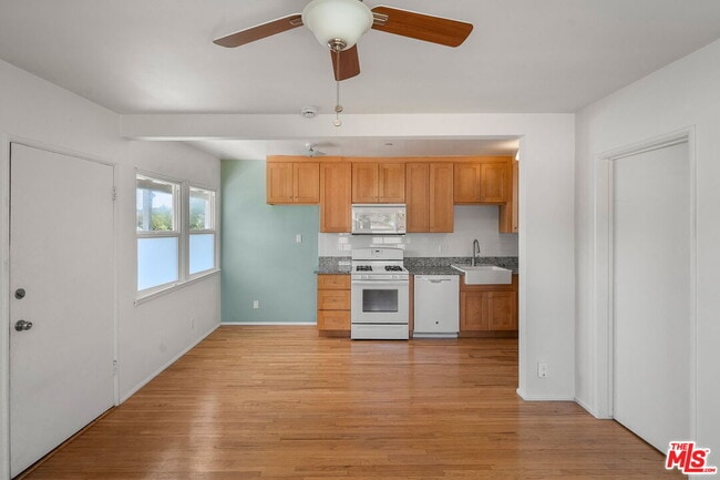 property at 2233 Laverna Ave