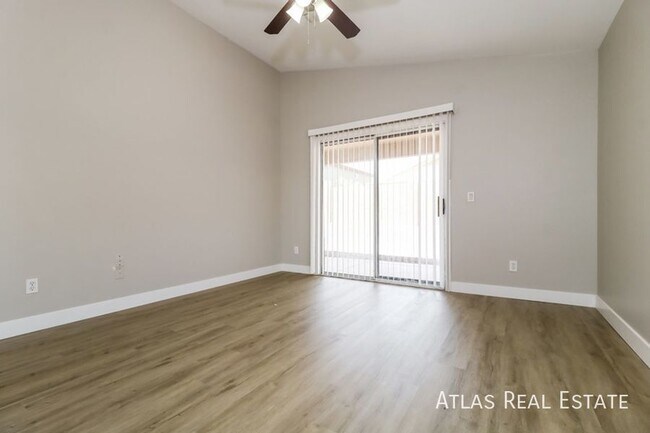 12038 W Corrine Dr in El Mirage, AZ - Building Photo - Building Photo