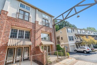 500 Brickworks Cir NE in Atlanta, GA - Building Photo - Building Photo