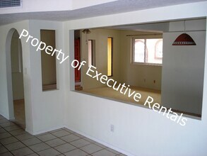 1669 Regal Ridge St in Las Cruces, NM - Building Photo - Building Photo