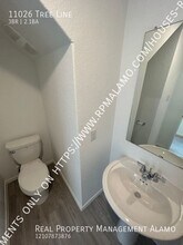 11026 Tree Line in San Antonio, TX - Building Photo - Building Photo