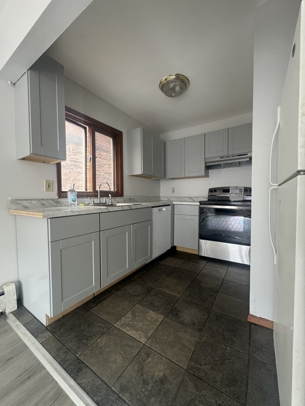 19 Dana Ave in Albany, NY - Building Photo - Building Photo