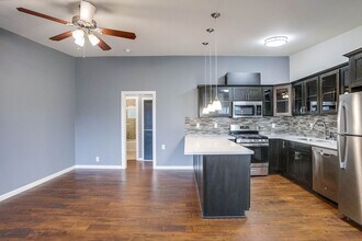 3105 W 27th St in Los Angeles, CA - Building Photo - Building Photo