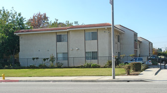 215 N Barranca Ave Apartments