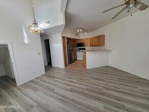 280 S Elizabeth Way in Chandler, AZ - Building Photo - Building Photo