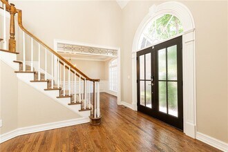 9360 Nesbit Lakes Dr in Alpharetta, GA - Building Photo - Building Photo