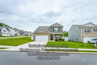 9807 Ramble Brook Ln in Apison, TN - Building Photo - Building Photo