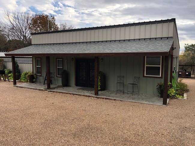 property at 553 Cat Track Rd