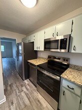 120 Asbury Way in Maryville, TN - Foto de edificio - Building Photo